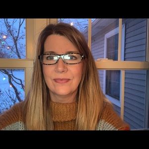 Meet your Posher, Lynette